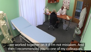 European non-professional engulfing doctor before sex